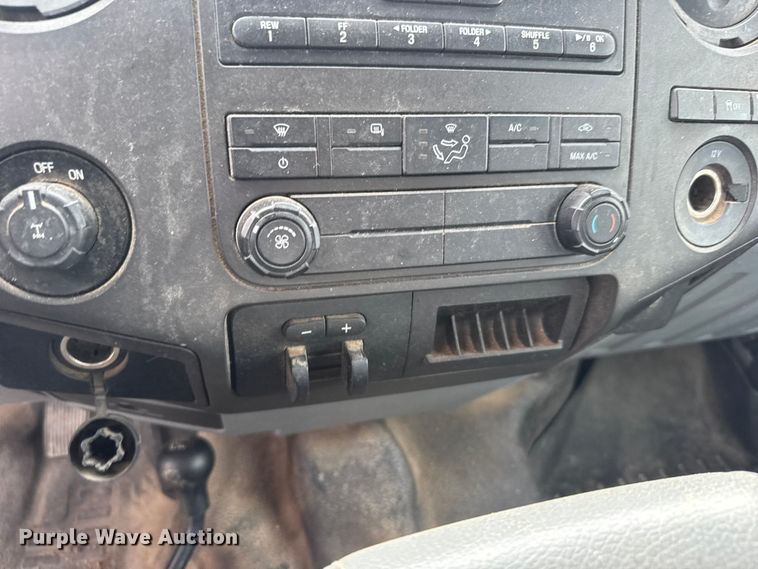 image for item FB7107 2016 Ford F250 Super Duty Ext. Cab pickup truck