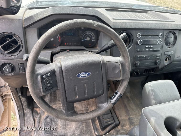 image for item FB7107 2016 Ford F250 Super Duty Ext. Cab pickup truck