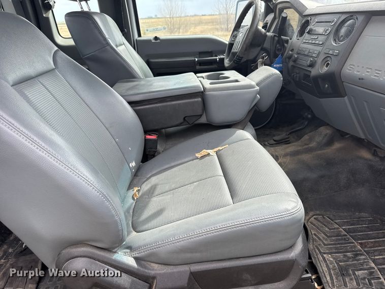 image for item FB7107 2016 Ford F250 Super Duty Ext. Cab pickup truck