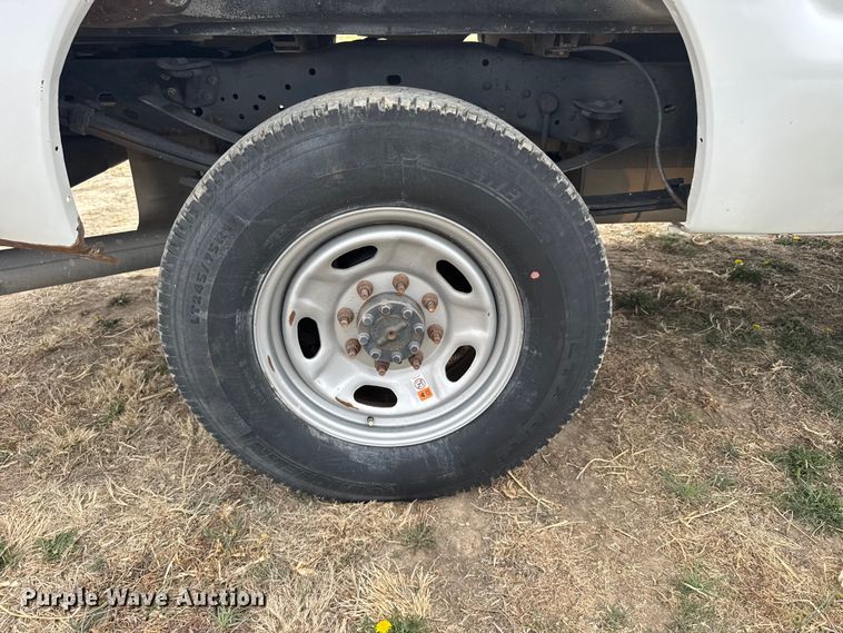 image for item FB7107 2016 Ford F250 Super Duty Ext. Cab pickup truck
