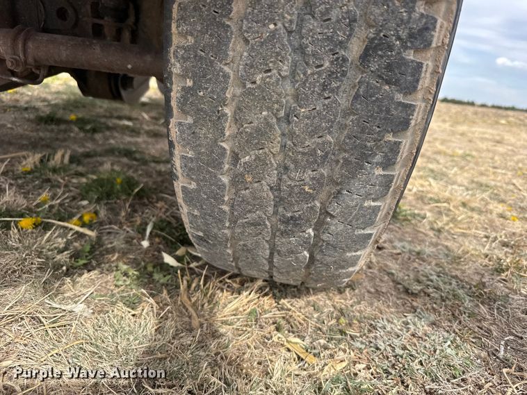 image for item FB7107 2016 Ford F250 Super Duty Ext. Cab pickup truck