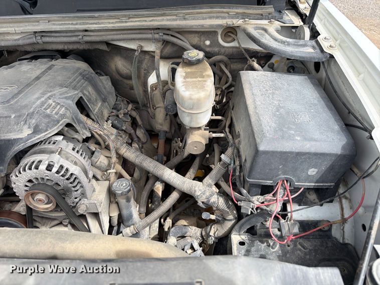 image for item FB8182 2011 Chevrolet Silverado 2500HD Ext. Cab pickup truck