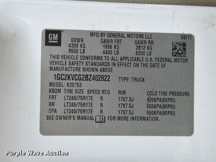 image for item FB8182 2011 Chevrolet Silverado 2500HD Ext. Cab pickup truck