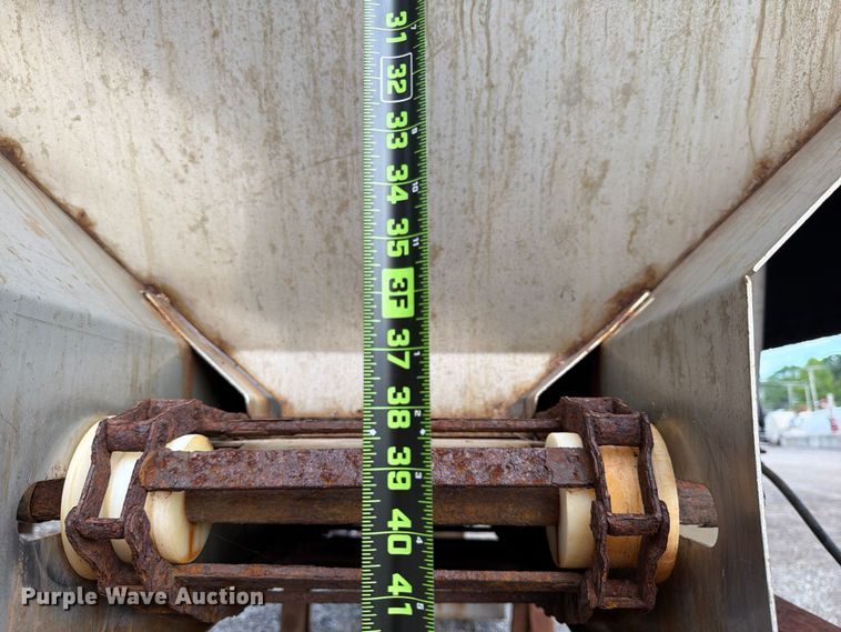 image for item FB8185 Swenson spreader