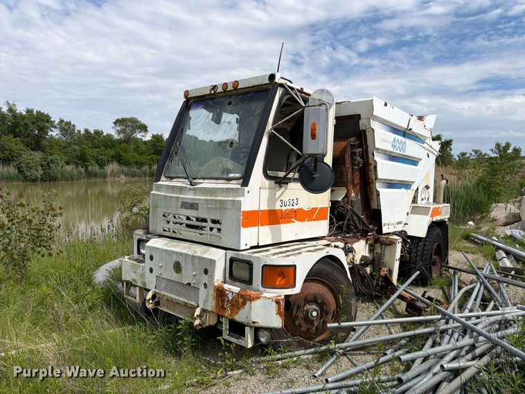 image for item FB8191 Johnston 4000 street sweeper