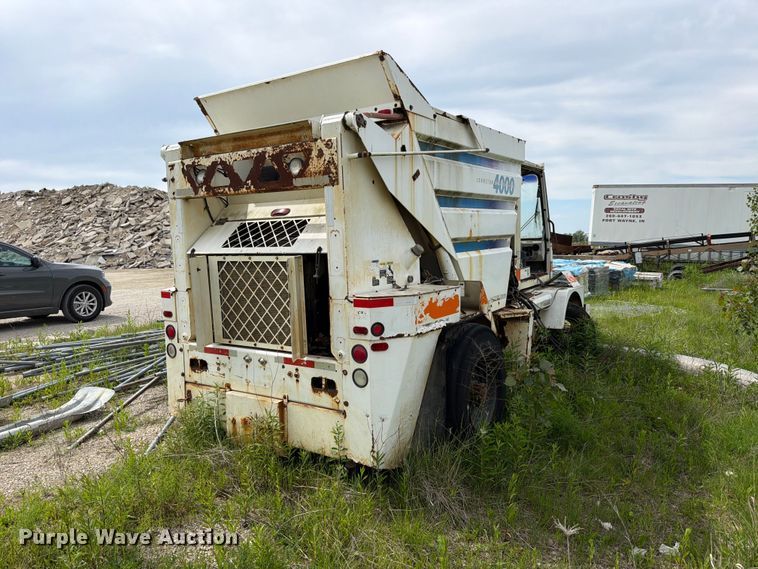 image for item FB8191 Johnston 4000 street sweeper