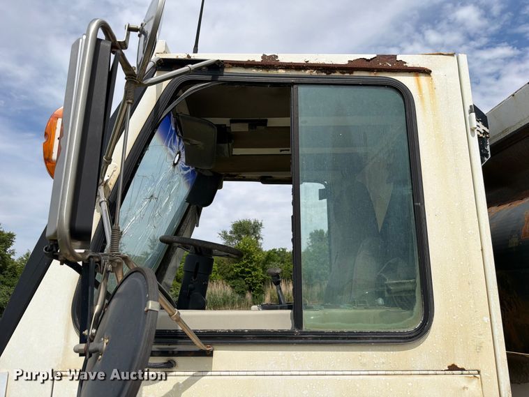 image for item FB8191 Johnston 4000 street sweeper