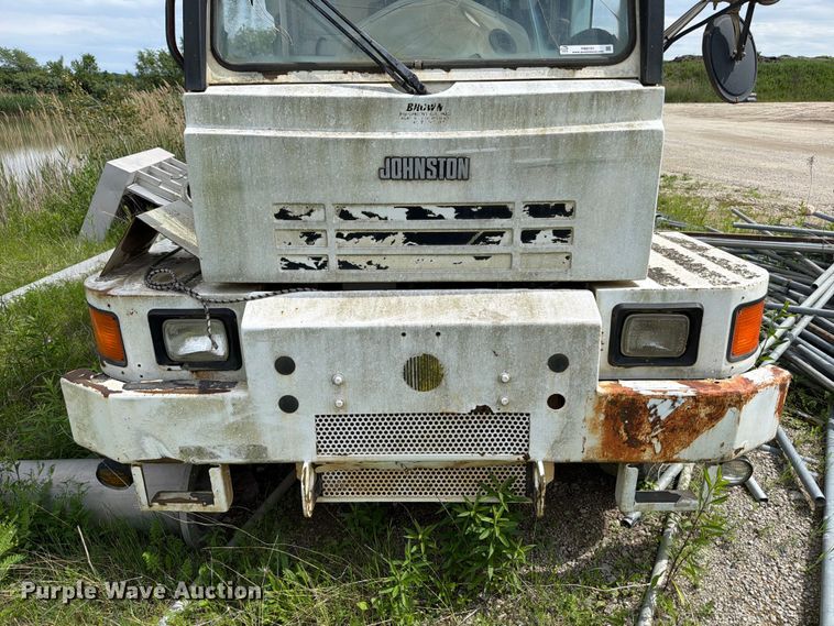 image for item FB8191 Johnston 4000 street sweeper