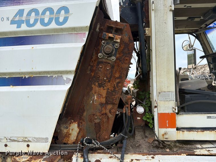 image for item FB8191 Johnston 4000 street sweeper