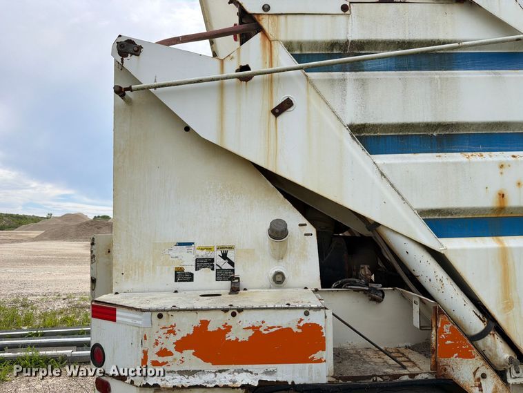 image for item FB8191 Johnston 4000 street sweeper