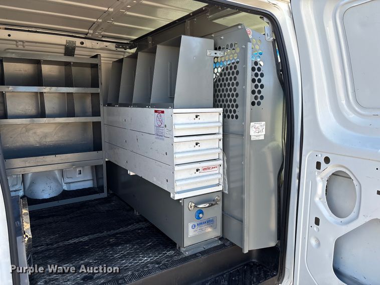 image for item FC1652 2006 Ford E250 van