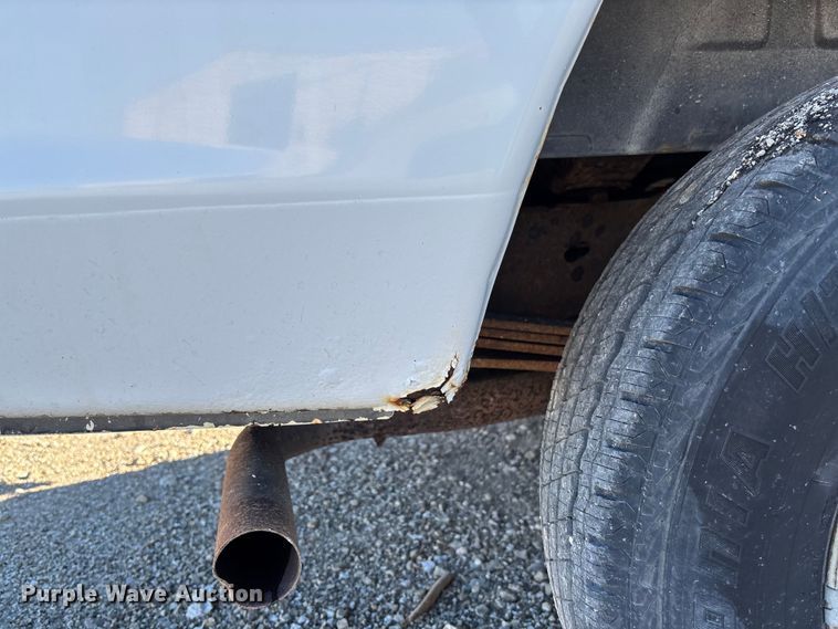 image for item FC1652 2006 Ford E250 van