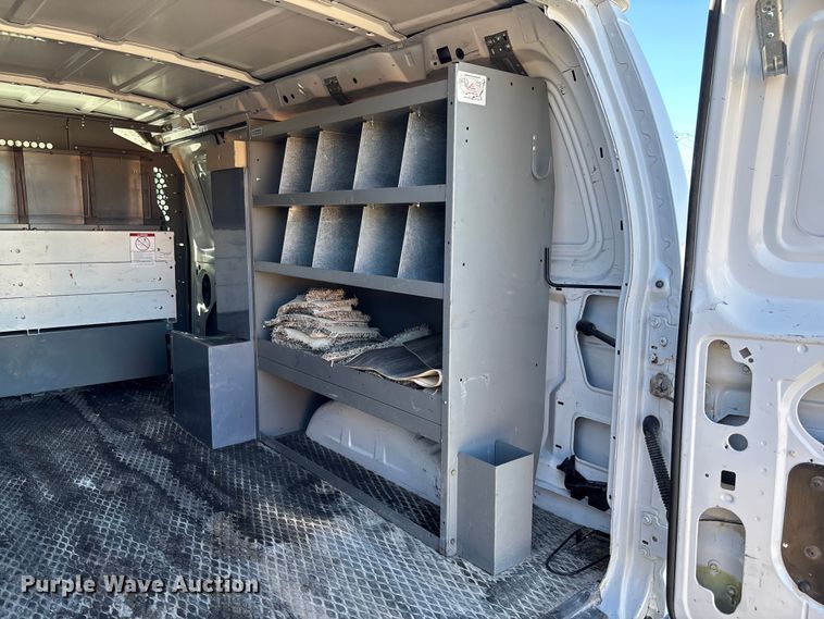 image for item FC1652 2006 Ford E250 van
