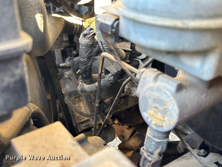 image for item FC1652 2006 Ford E250 van