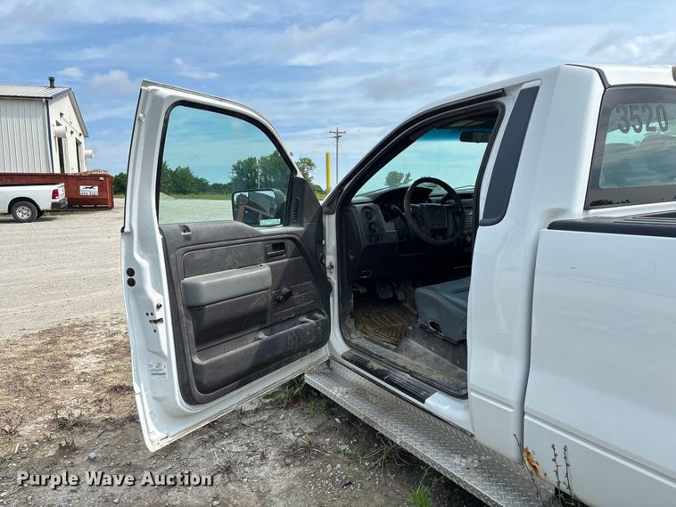 image for item FC1723 2011 Ford F150 XL pickup truck