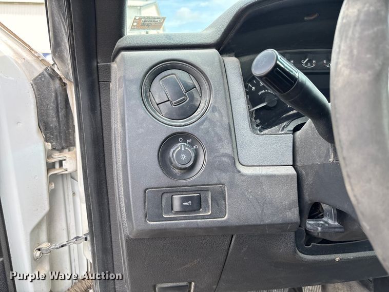 image for item FC1723 2011 Ford F150 XL pickup truck