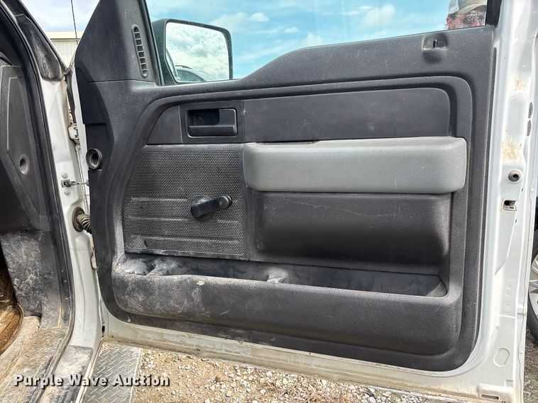 image for item FC1723 2011 Ford F150 XL pickup truck