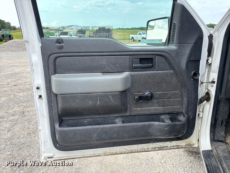 image for item FC1724 2011 Ford F150 XL pickup truck
