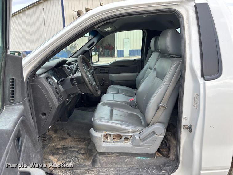image for item FC1724 2011 Ford F150 XL pickup truck