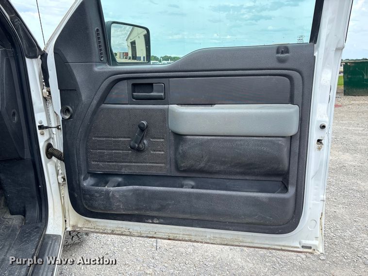 image for item FC1724 2011 Ford F150 XL pickup truck