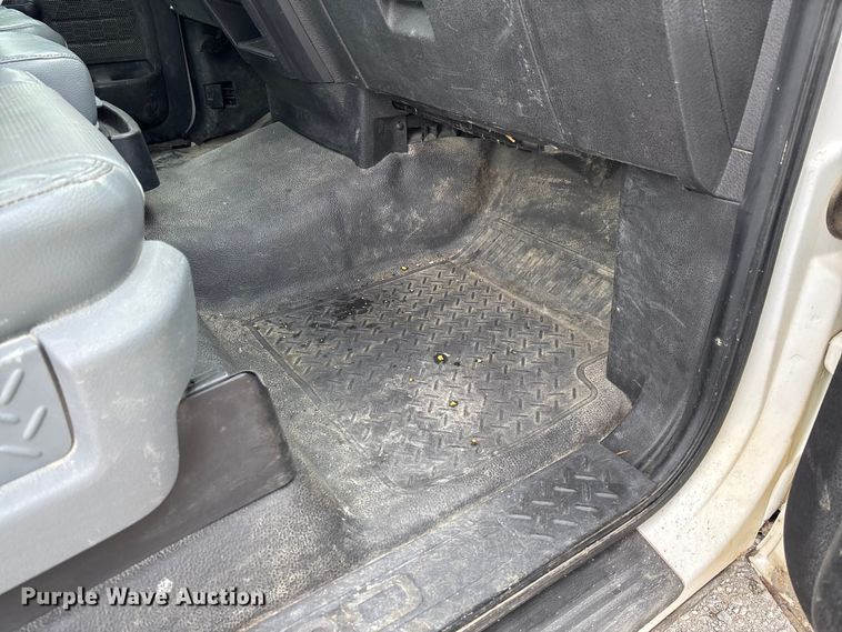 image for item FC1724 2011 Ford F150 XL pickup truck