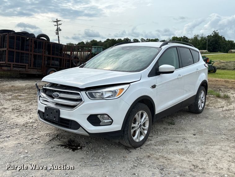 image for item FC1725 2018 Ford Escape SE SUV