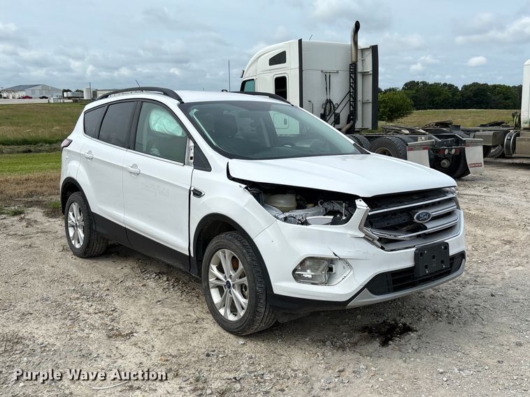 image for item FC1725 2018 Ford Escape SE SUV