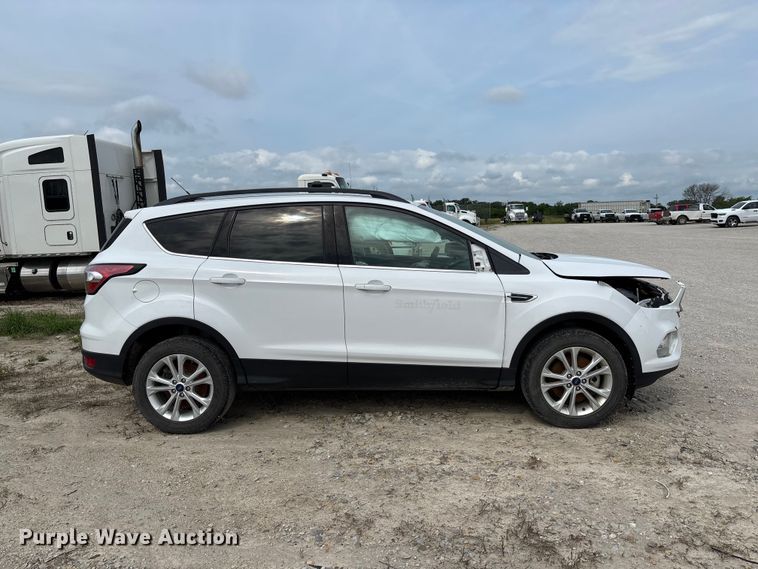 image for item FC1725 2018 Ford Escape SE SUV