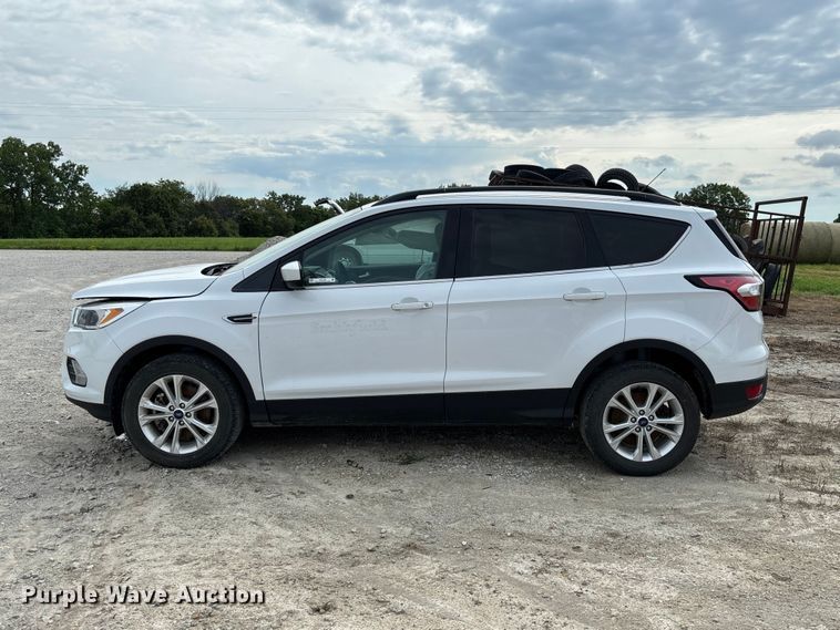 image for item FC1725 2018 Ford Escape SE SUV