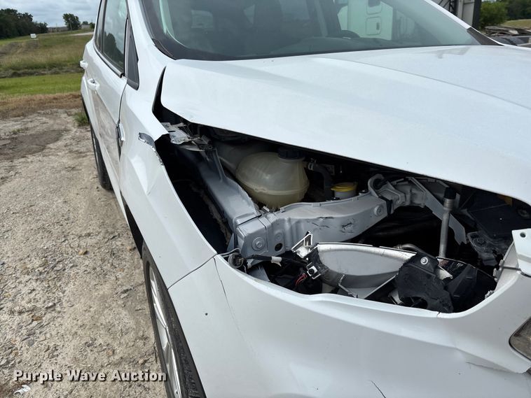 image for item FC1725 2018 Ford Escape SE SUV