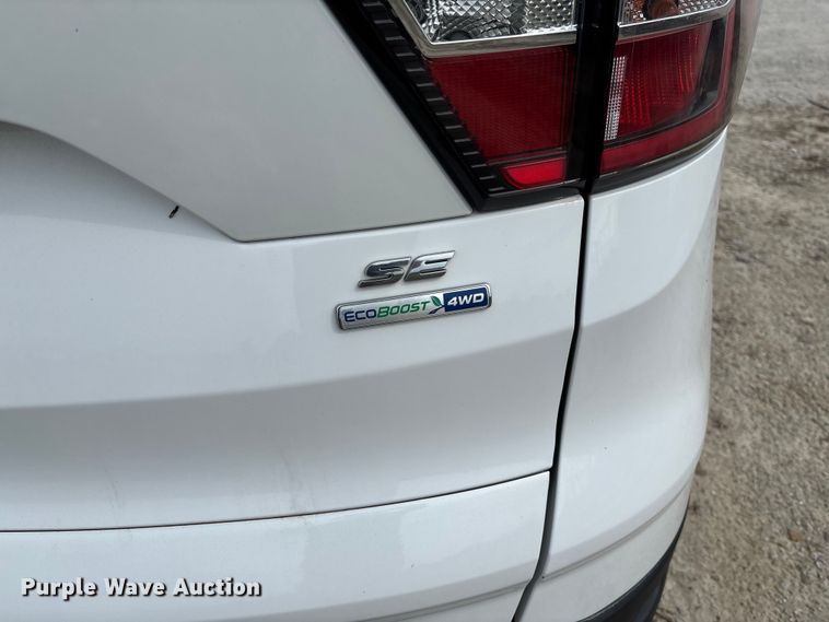 image for item FC1725 2018 Ford Escape SE SUV