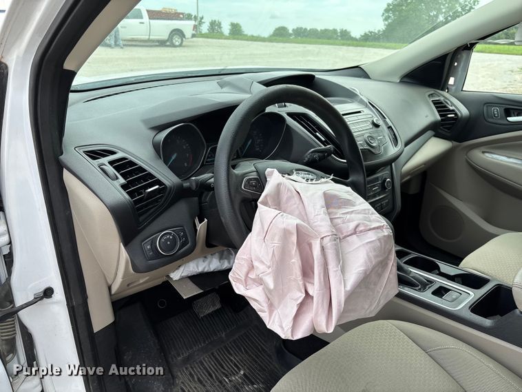image for item FC1725 2018 Ford Escape SE SUV