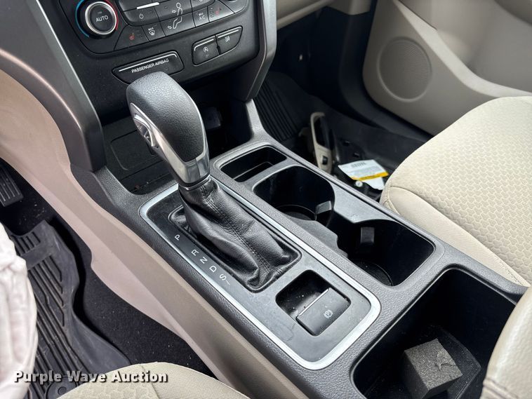 image for item FC1725 2018 Ford Escape SE SUV