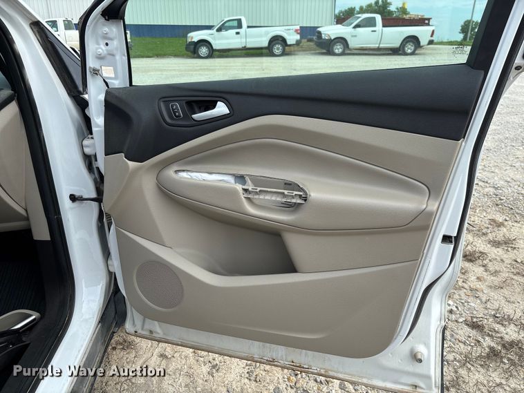 image for item FC1725 2018 Ford Escape SE SUV