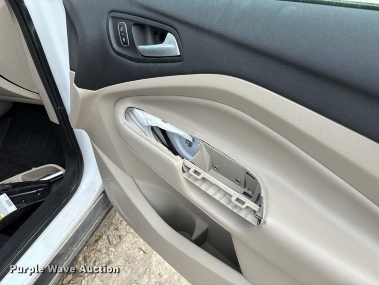 image for item FC1725 2018 Ford Escape SE SUV