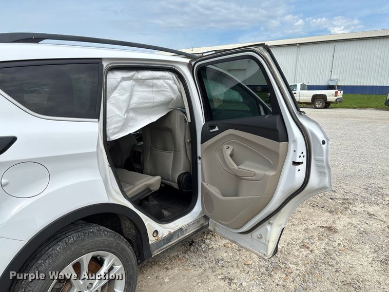 image for item FC1725 2018 Ford Escape SE SUV