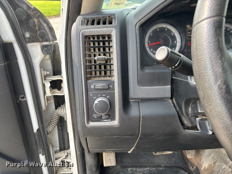 image for item FC1726 2016 RAM 1500 pickup truck