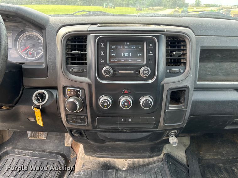 image for item FC1726 2016 RAM 1500 pickup truck
