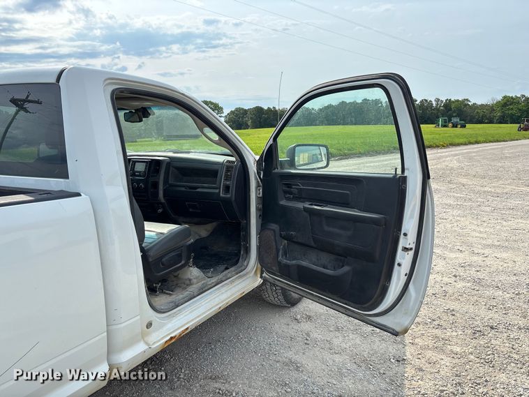 image for item FC1726 2016 RAM 1500 pickup truck