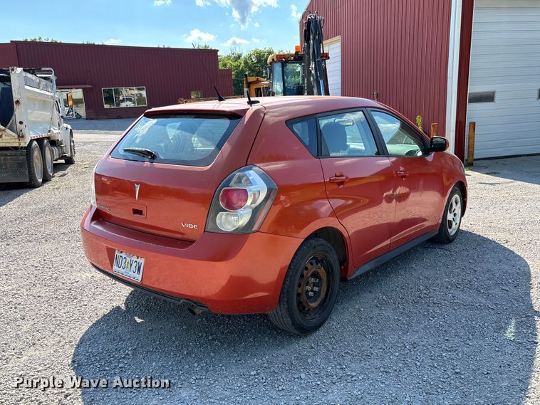 image for item FC1735 2010 Pontiac Vibe 
