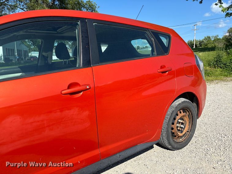 image for item FC1735 2010 Pontiac Vibe 