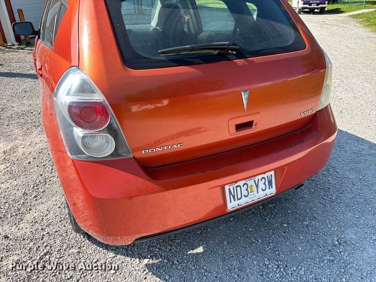 image for item FC1735 2010 Pontiac Vibe 