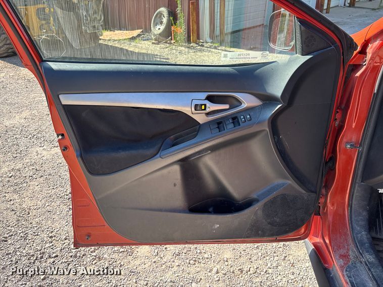 image for item FC1735 2010 Pontiac Vibe 