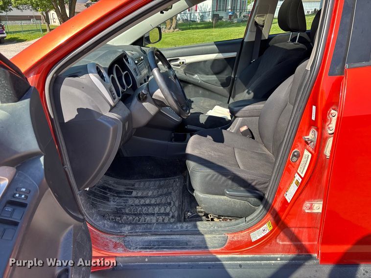image for item FC1735 2010 Pontiac Vibe 
