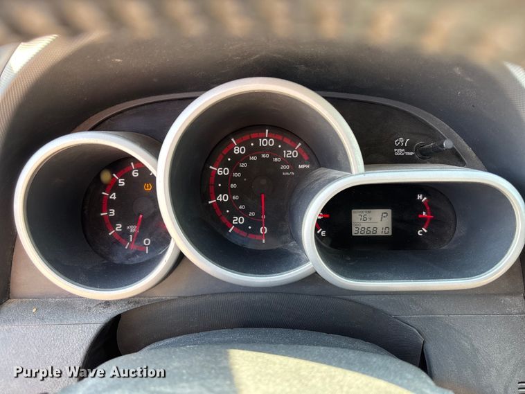 image for item FC1735 2010 Pontiac Vibe 