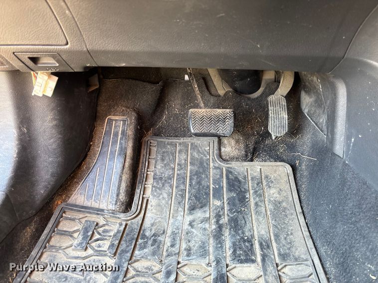 image for item FC1735 2010 Pontiac Vibe 