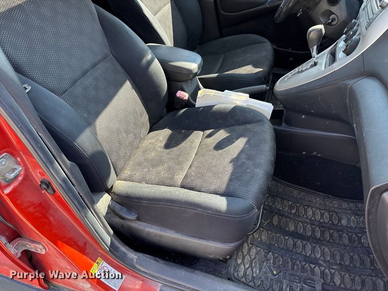 image for item FC1735 2010 Pontiac Vibe 