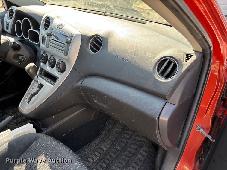 image for item FC1735 2010 Pontiac Vibe 