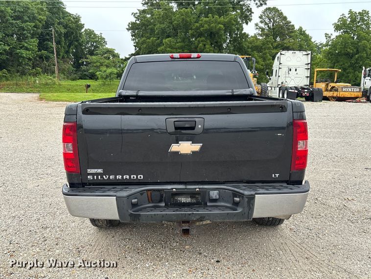 image for item FC1752 2009 Chevrolet Silverado 1500 Crew Cab pickup truck