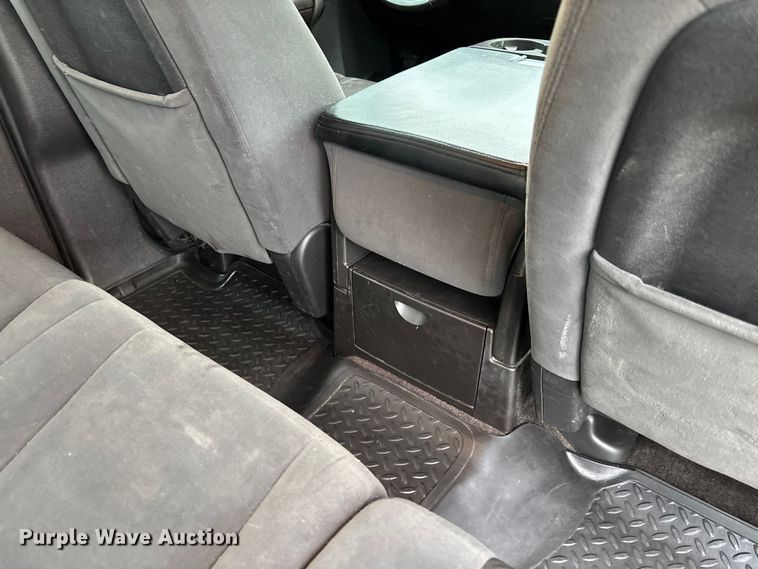 image for item FC1752 2009 Chevrolet Silverado 1500 Crew Cab pickup truck